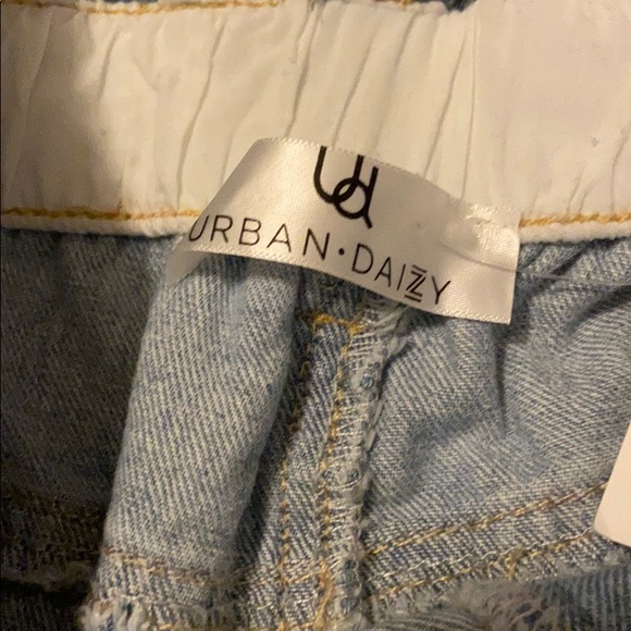 Urban Daizy Denim Paperbag Shorts - Picture 3 of 4